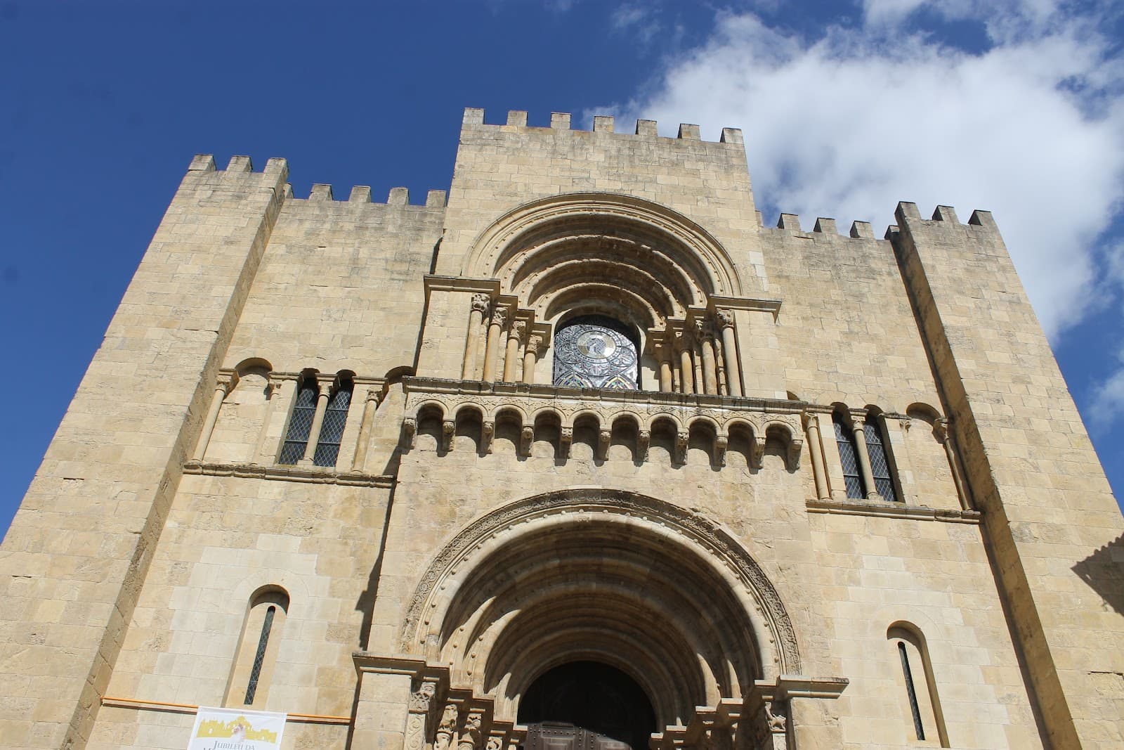 Largo da Sé Velha - Image 1