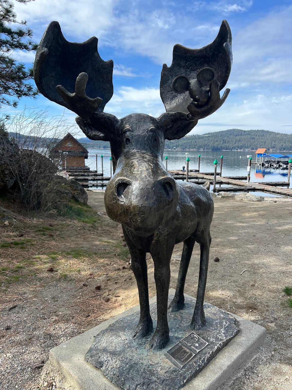 Mudgy and Millie Public Art Trail - Image 1