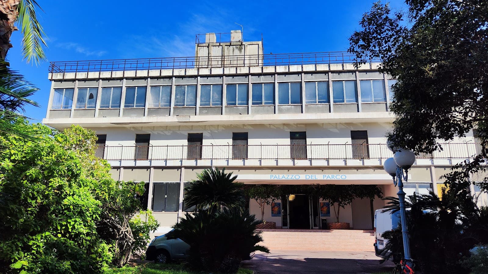 Palazzo del Parco & Gardens - Image 1