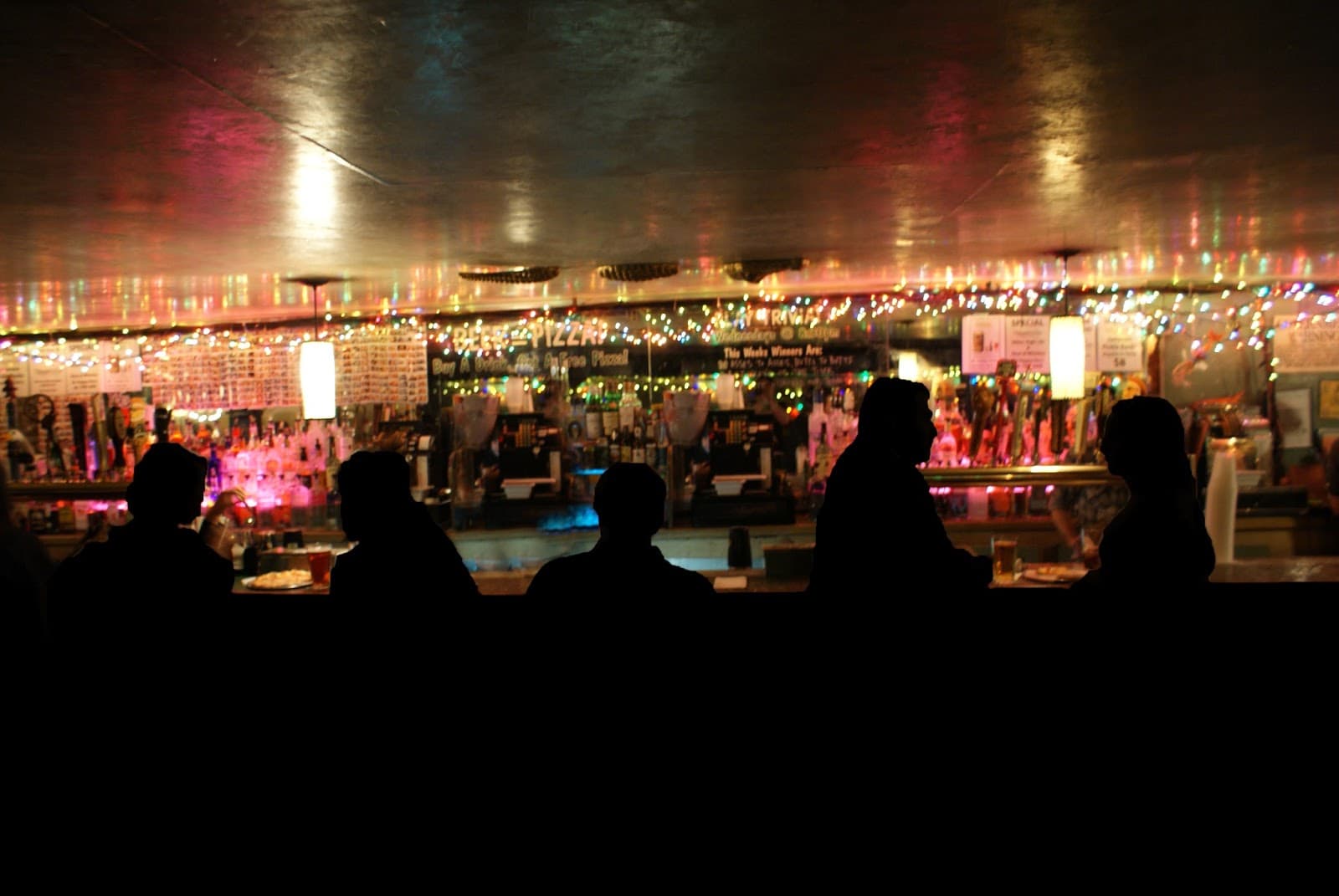 Crocodile Lounge - Image 1