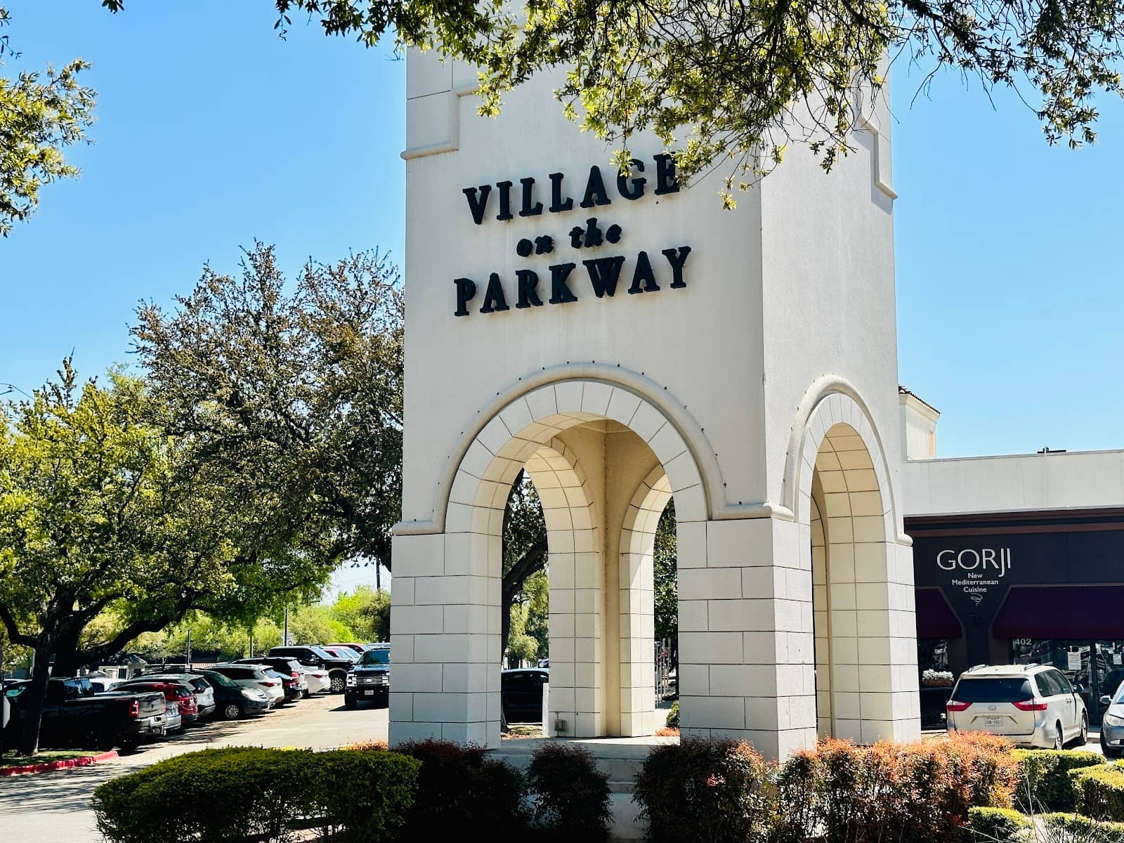 Shopping and Entertainment Hub