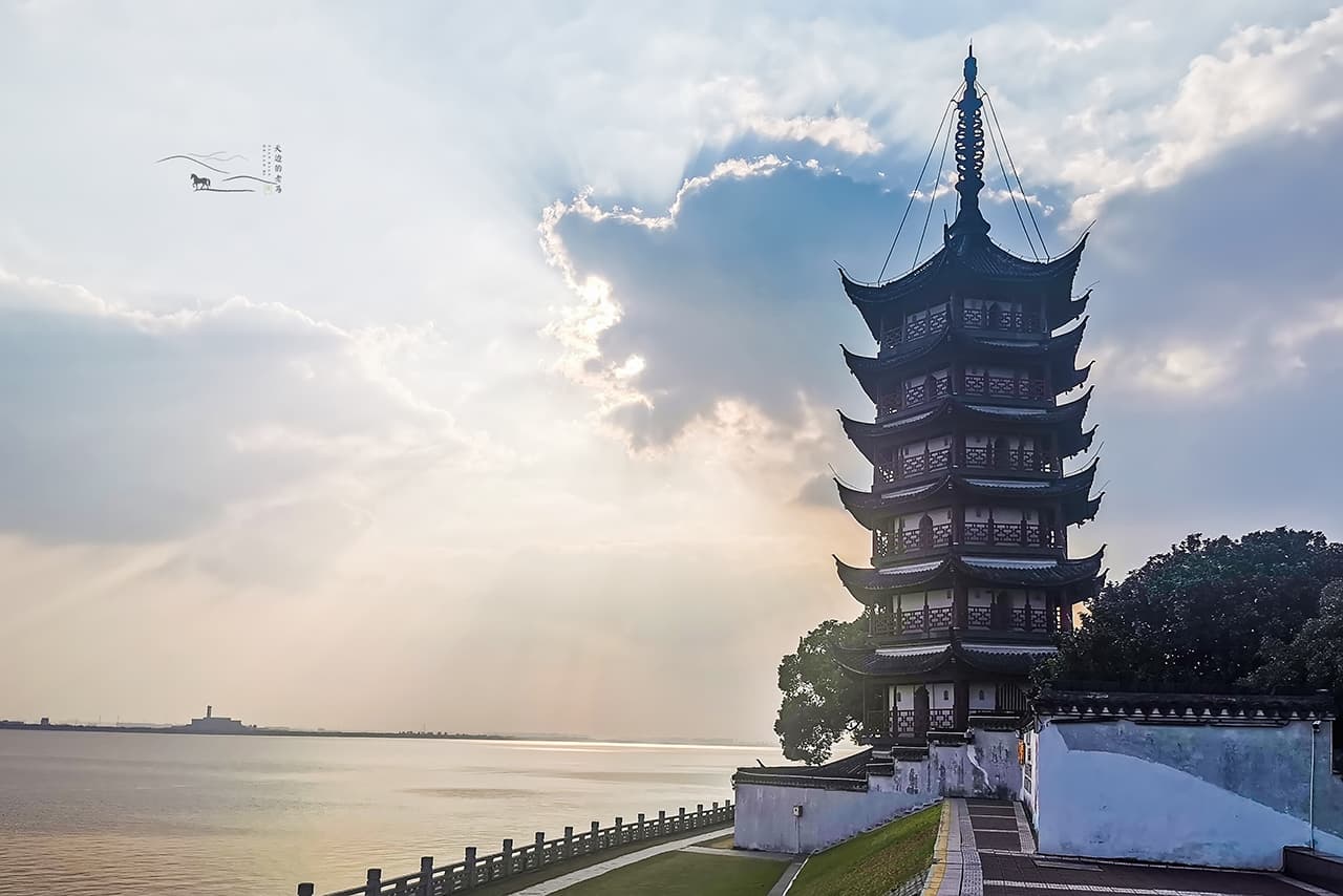 Haining Tidal Bore Park - Image 1