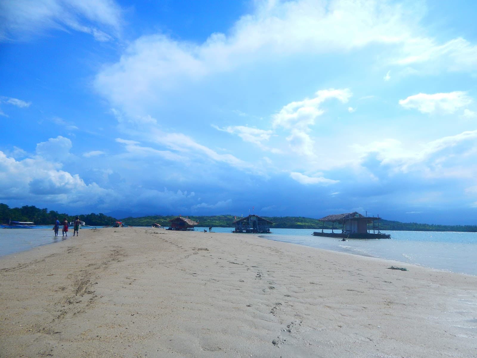 Bacacay Island Hopping - Image 1