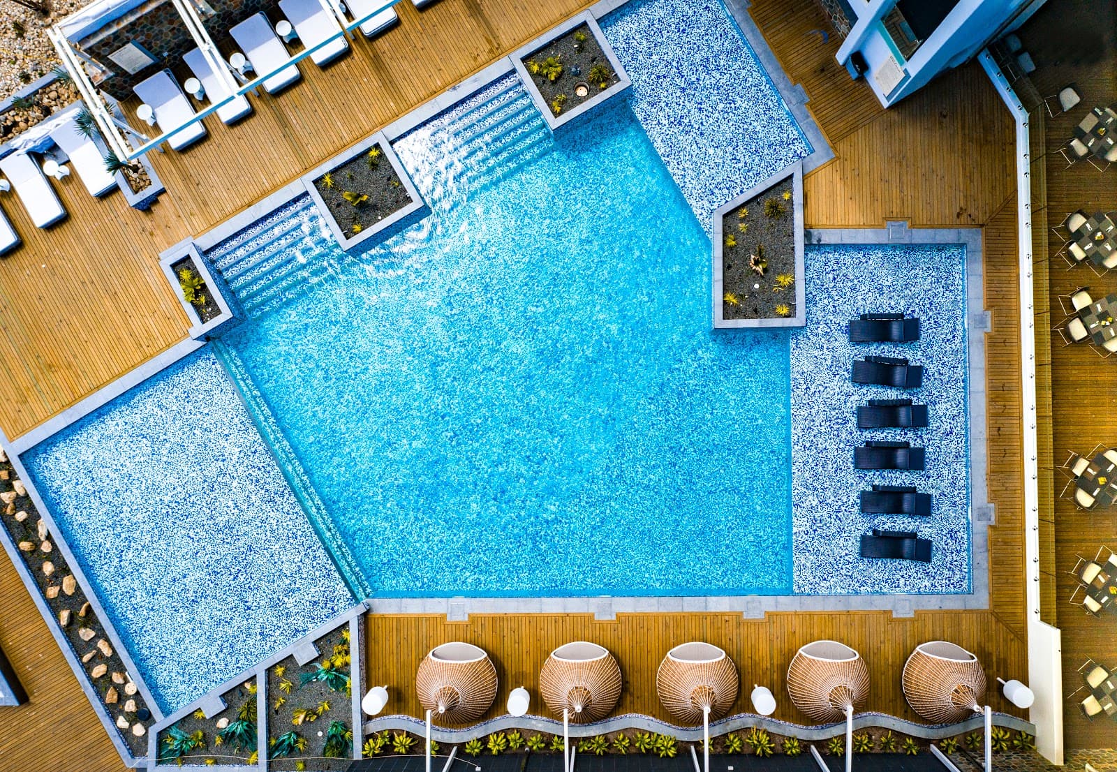 Loloata Island - Image 1