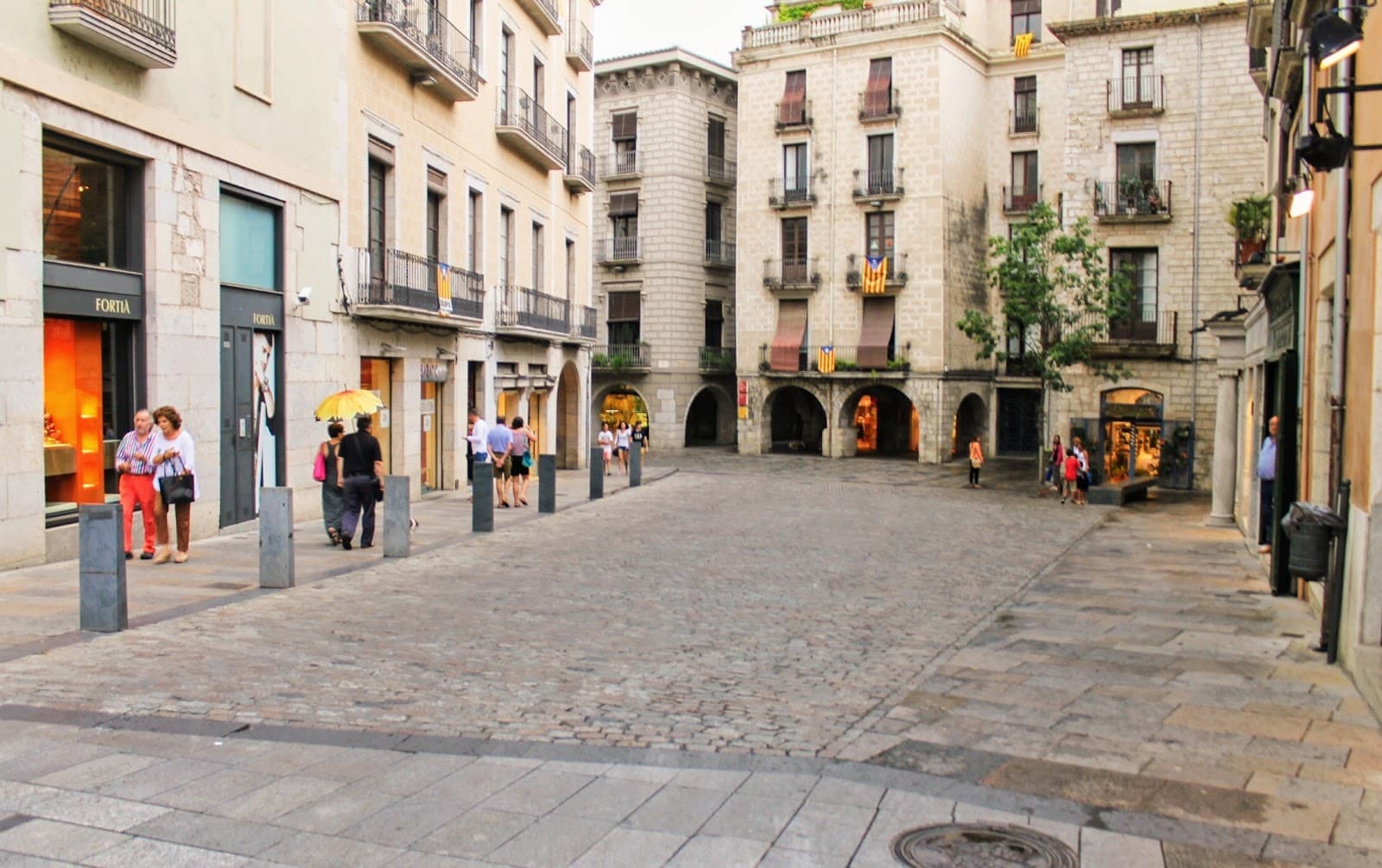 Plaça del Vi - Image 1