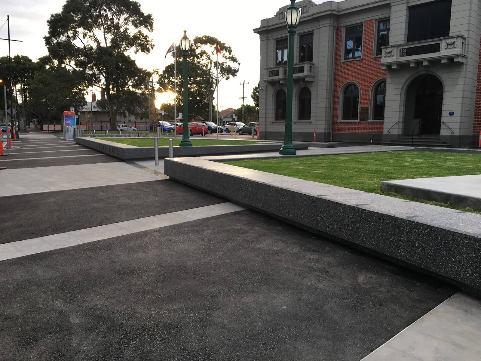 Art Exhibitions & Fairs