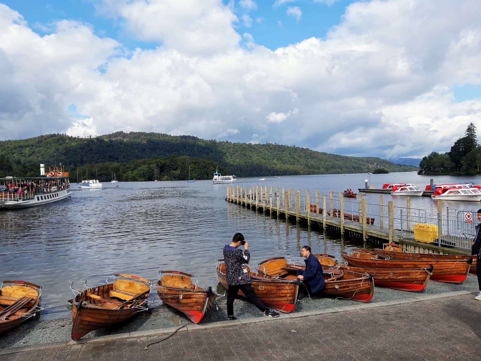 Bowness Bay Windermere - Image 1