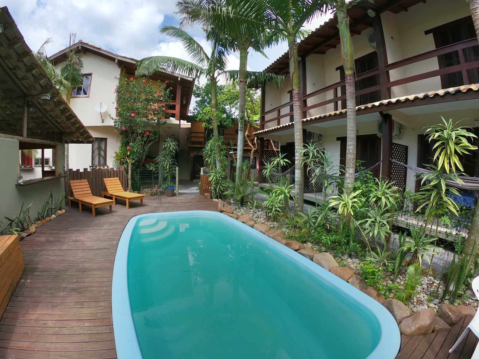 Ilhote da Ferrugem - Image 1