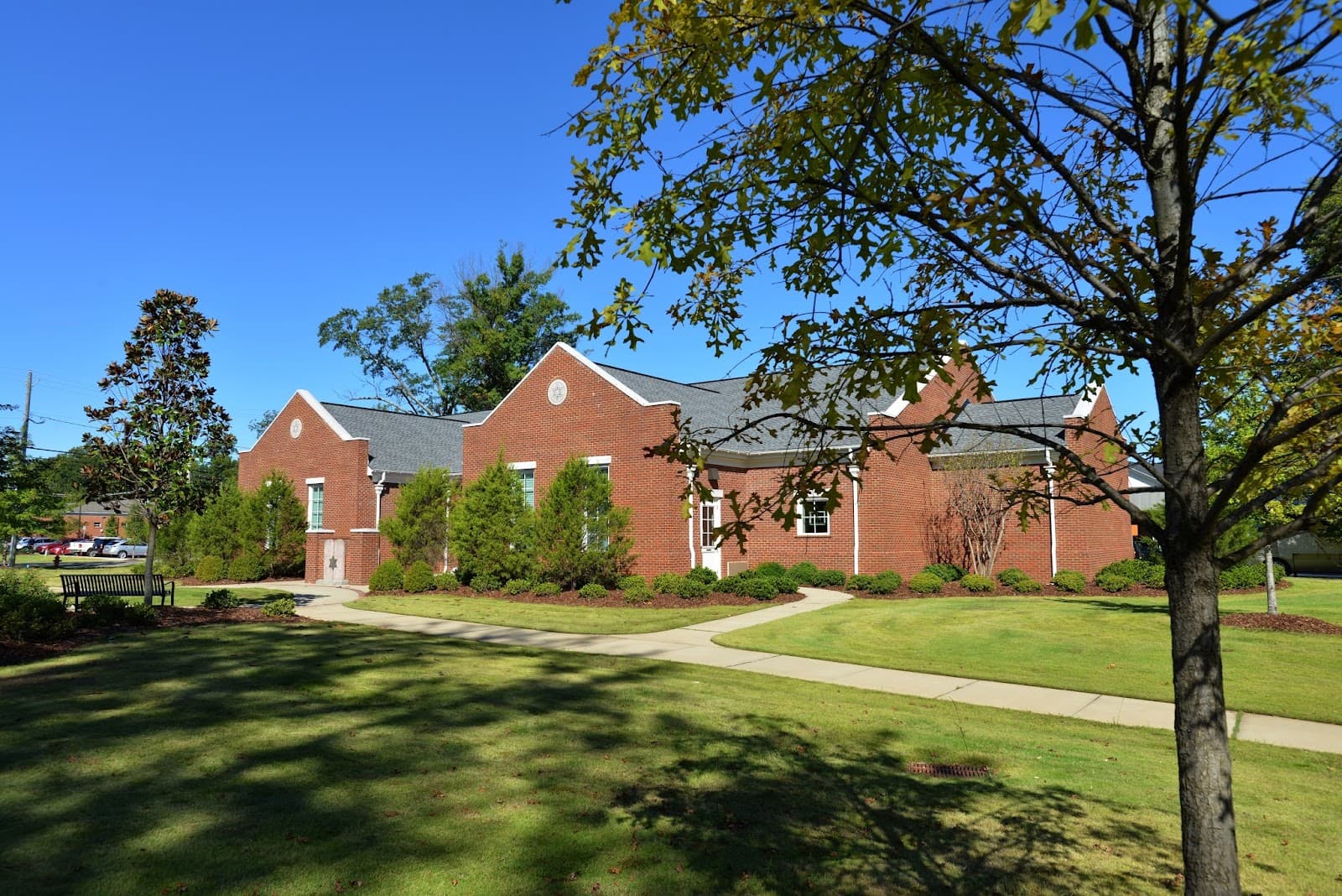 Temple Emanu-El (Tuscaloosa) - Image 1