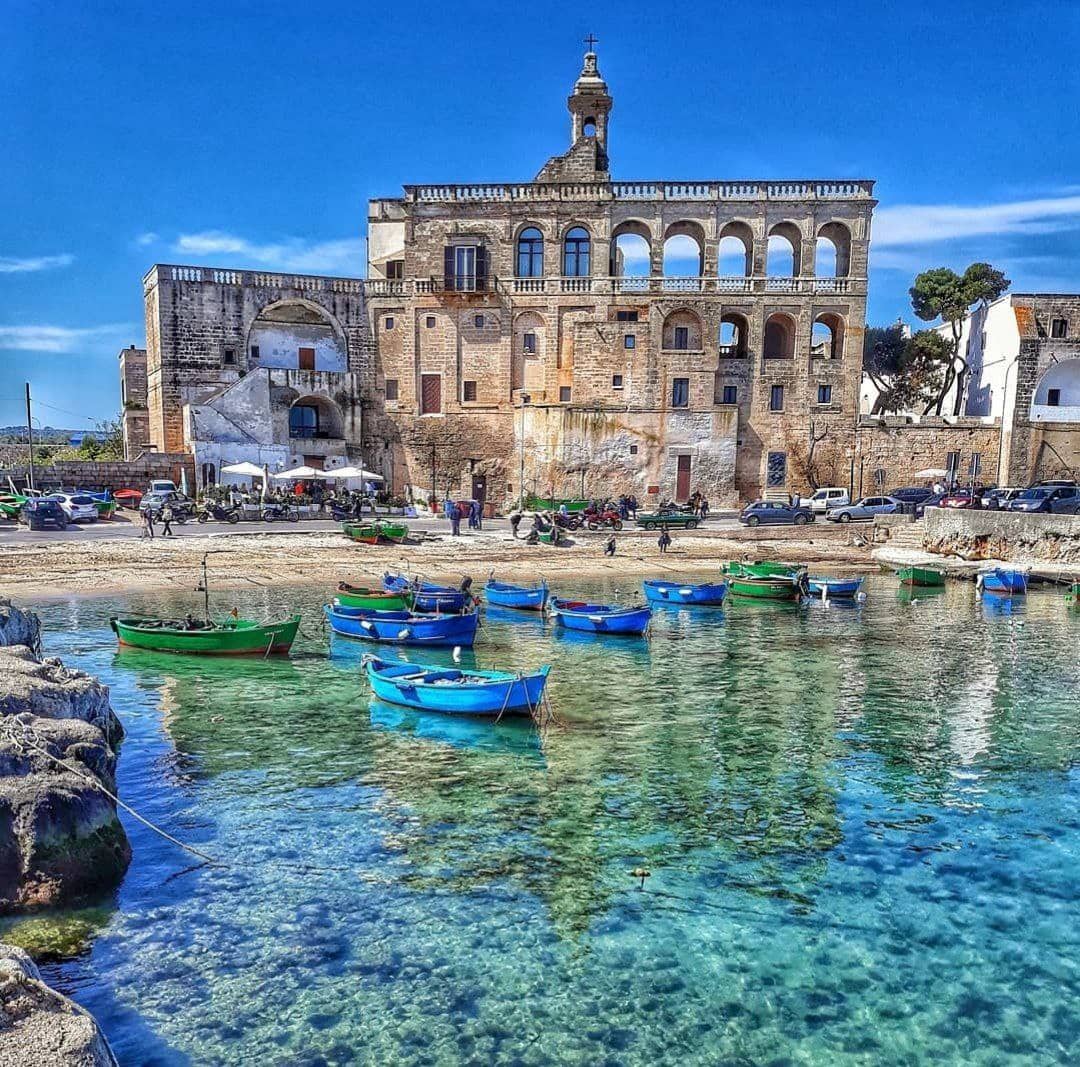 Coastal Views and Sea Caves