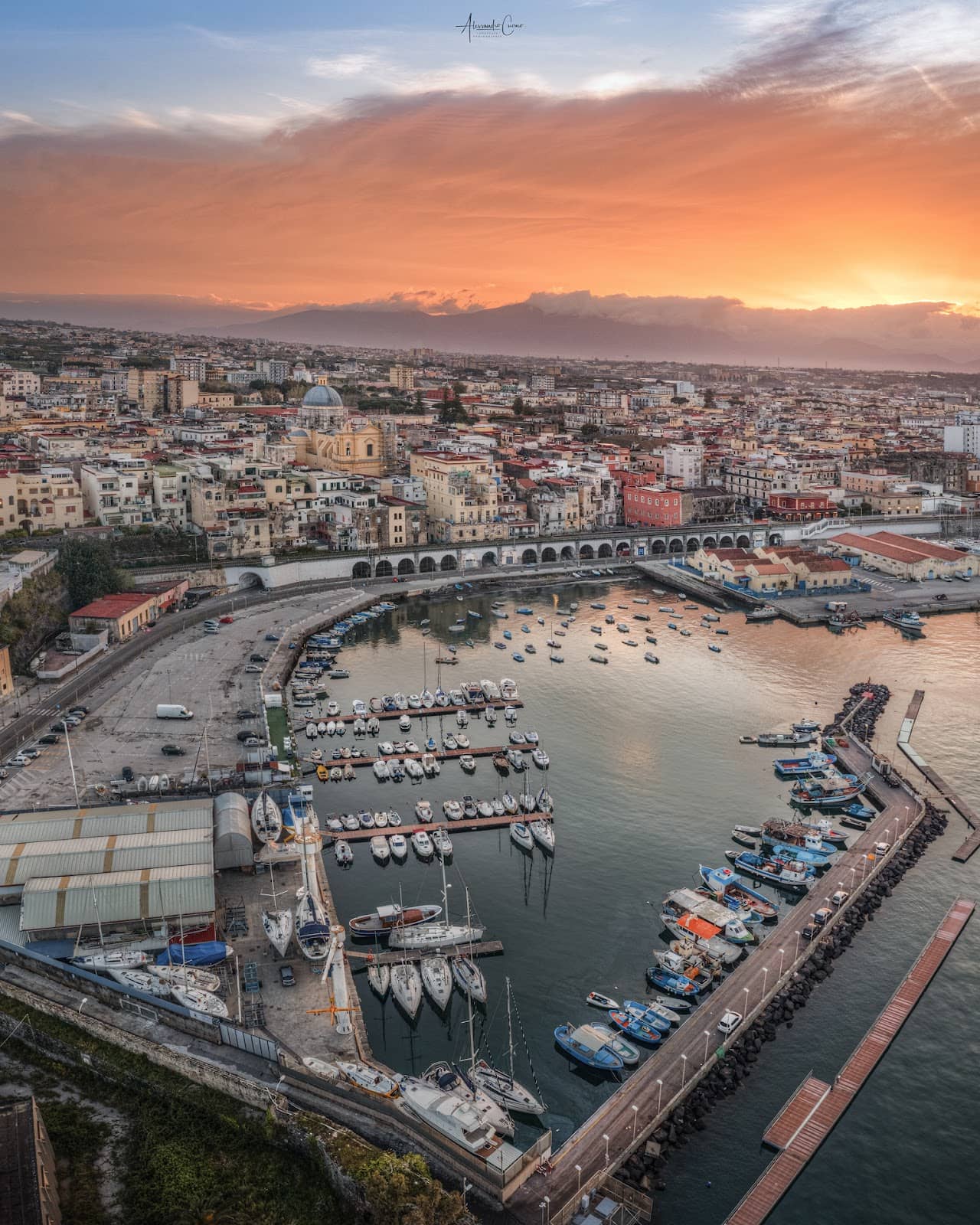 Coastal Views and Sea Breeze