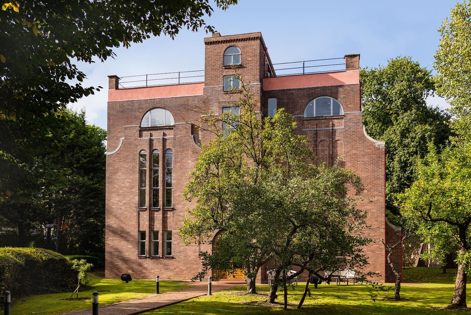 Dorich House Museum - Image 1