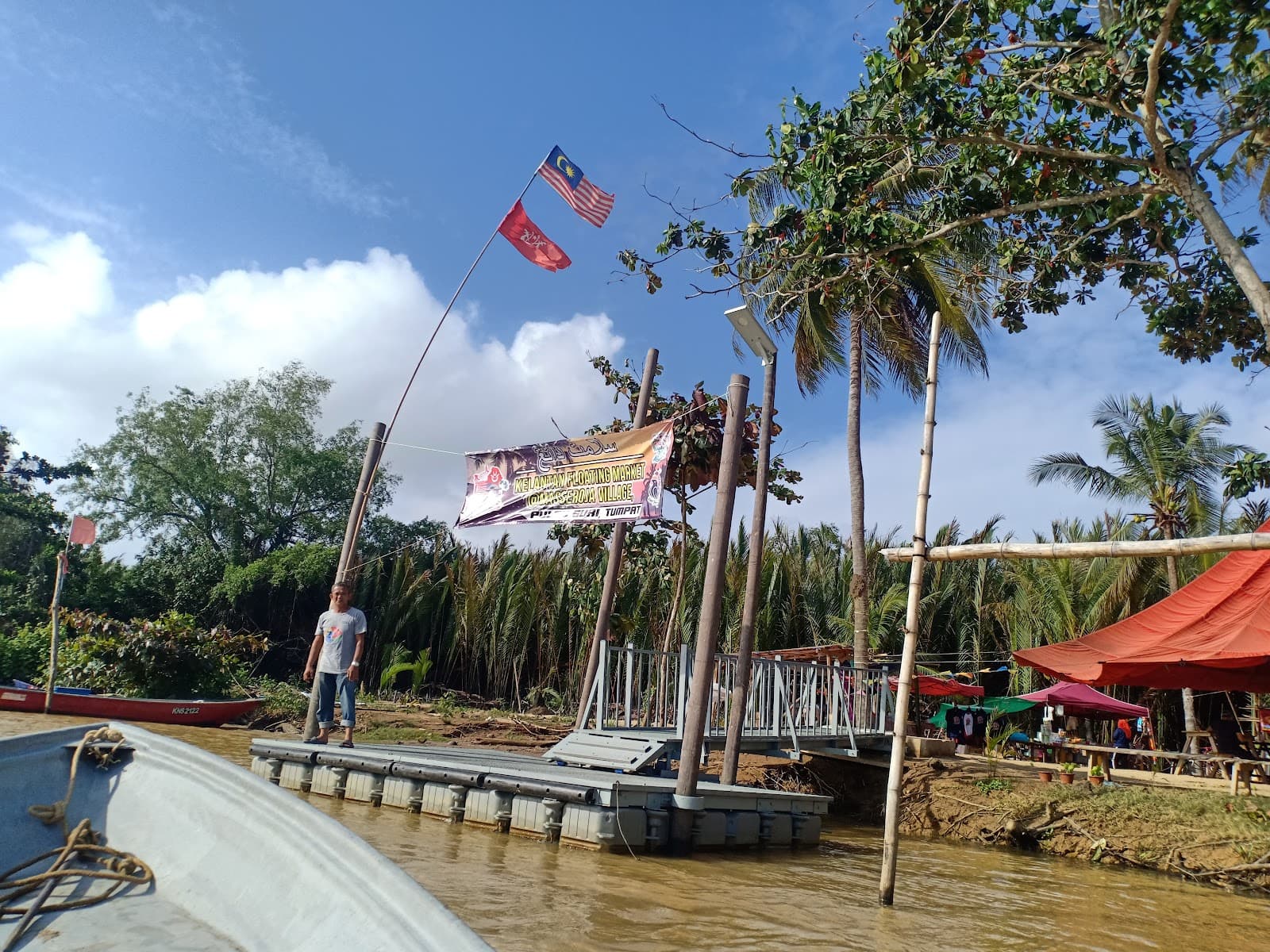 Pantai Suri (Sandbar) - Image 1