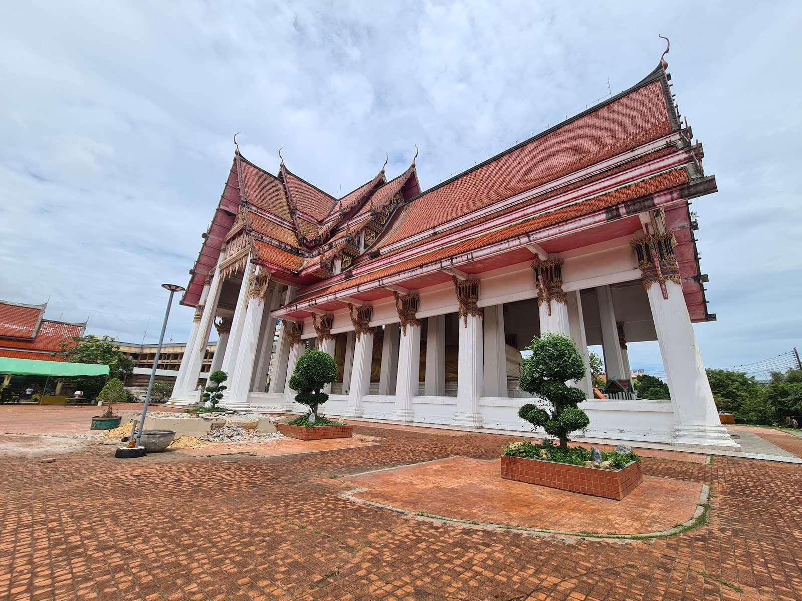 Wat Hat Yai Nai Hat Yai Thailand - Image 1