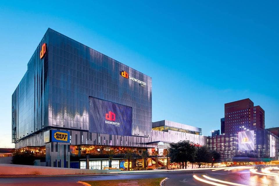 Showcenter Complex - Image 1