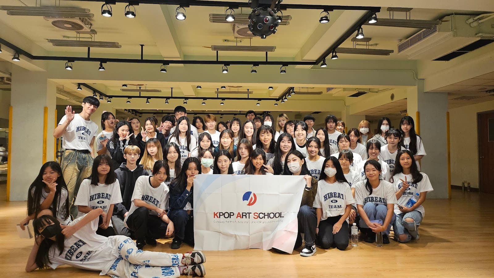K-pop Dance Academy Gangnam Seoul - Image 1