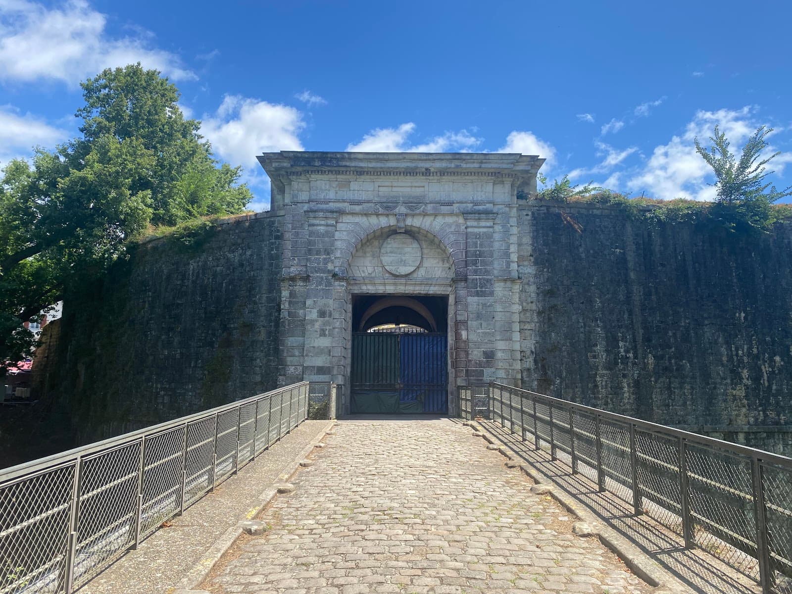 Porte d’Espagne - Image 1