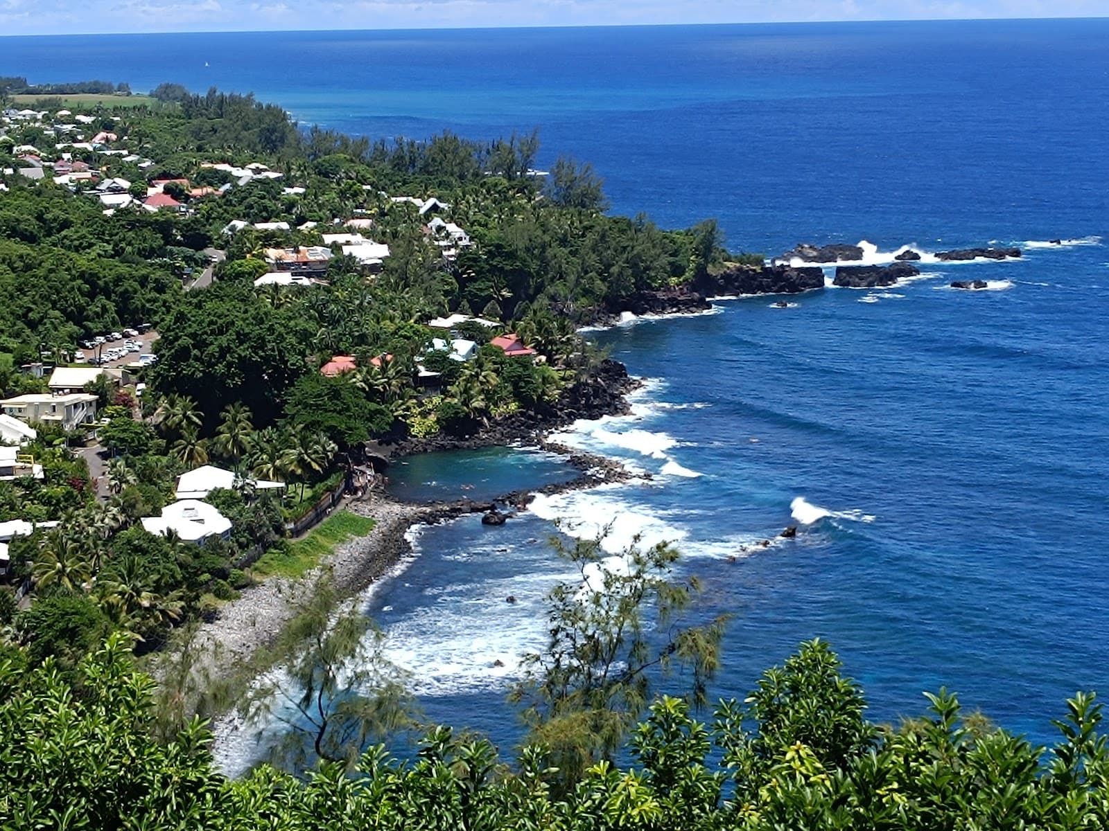 Manapany Natural Pool - Image 1
