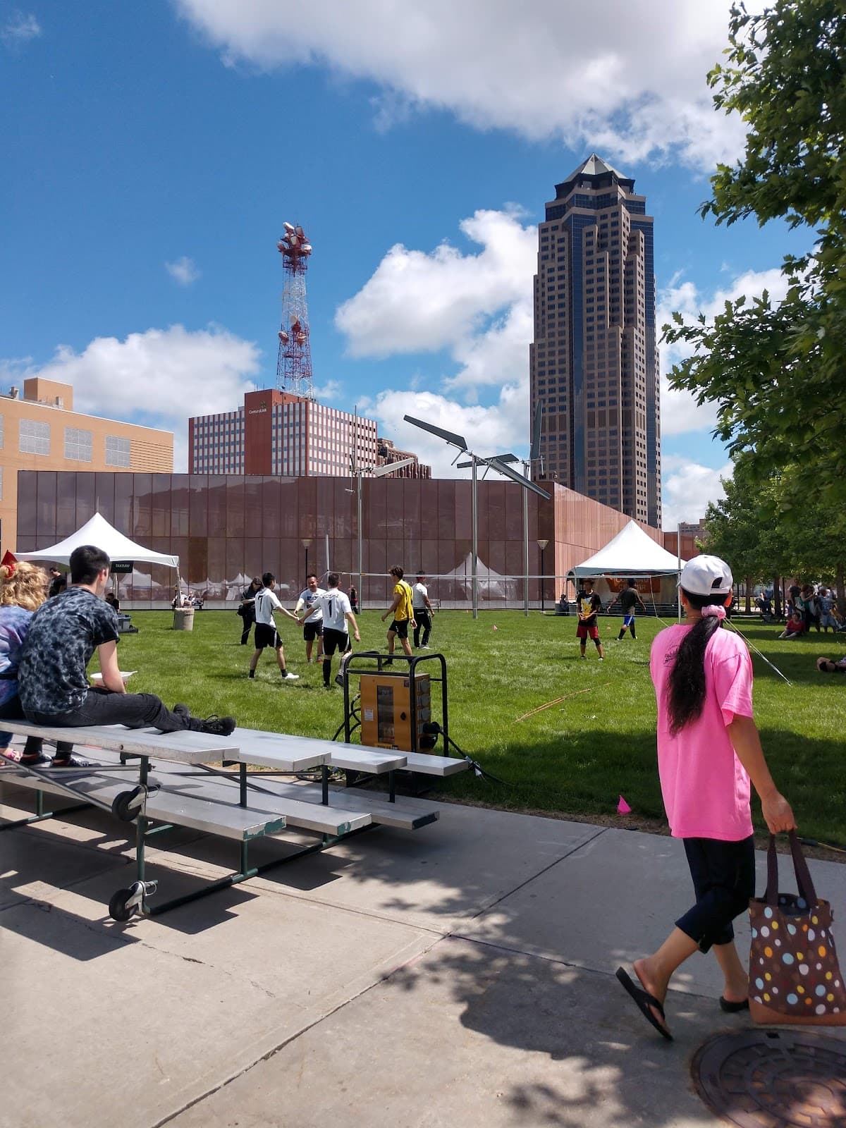 Western Gateway Park - Image 1