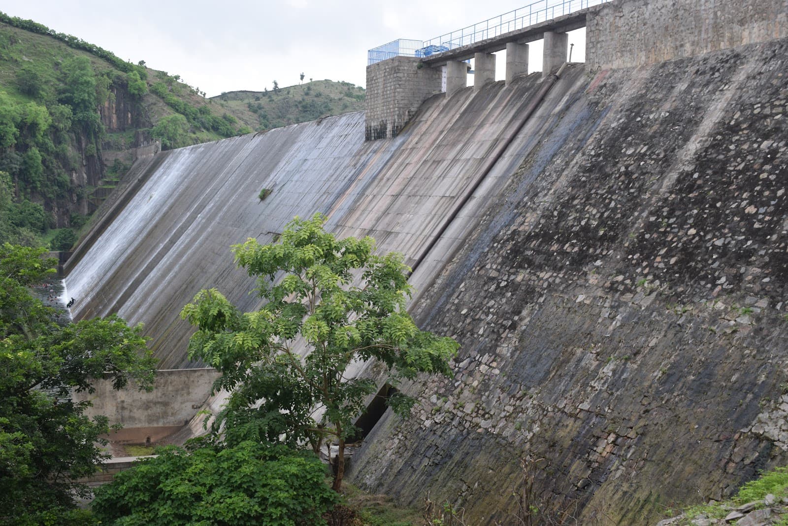 Tidi Dam - Image 1