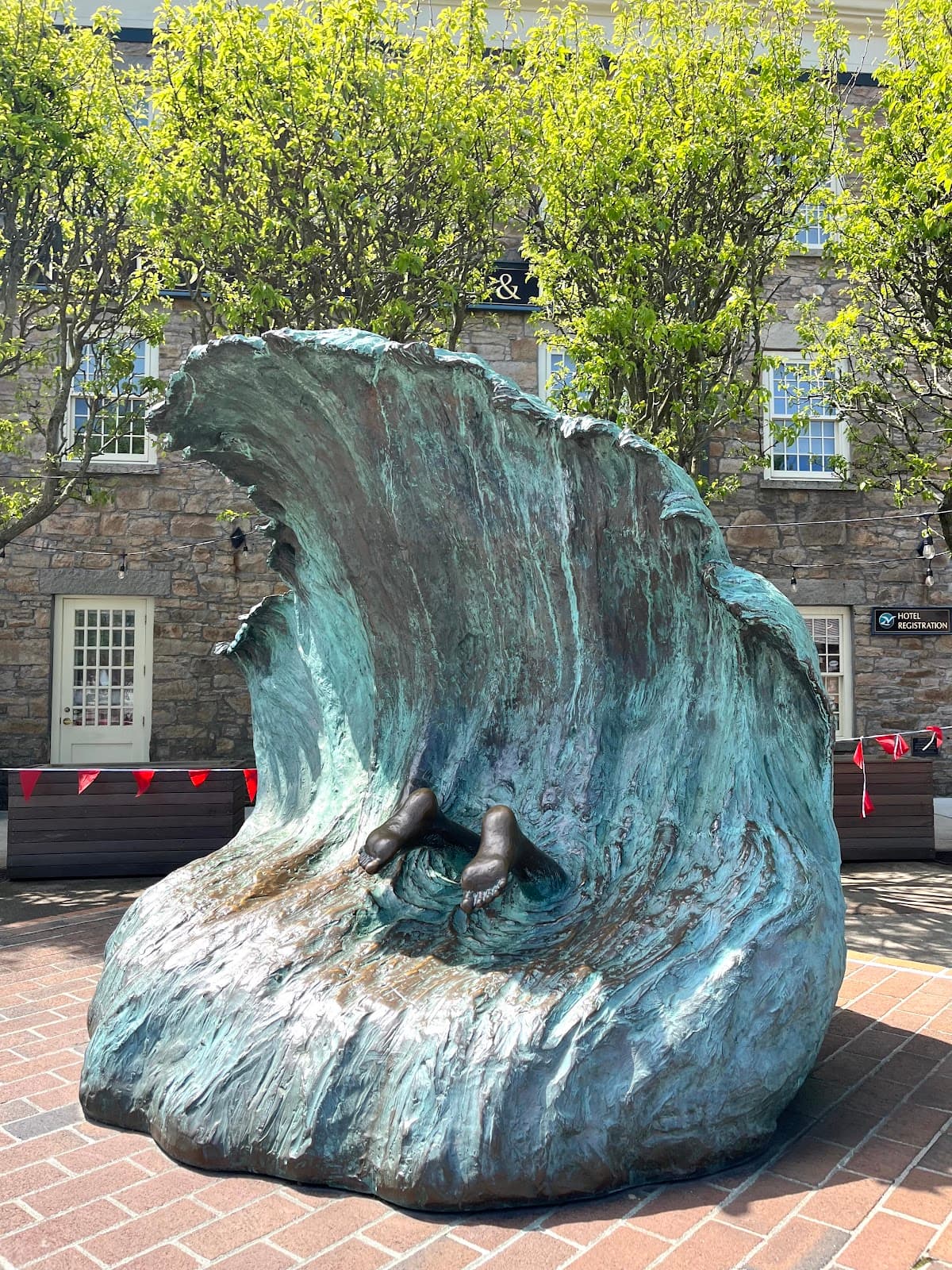 The Wave Sculpture - Image 1