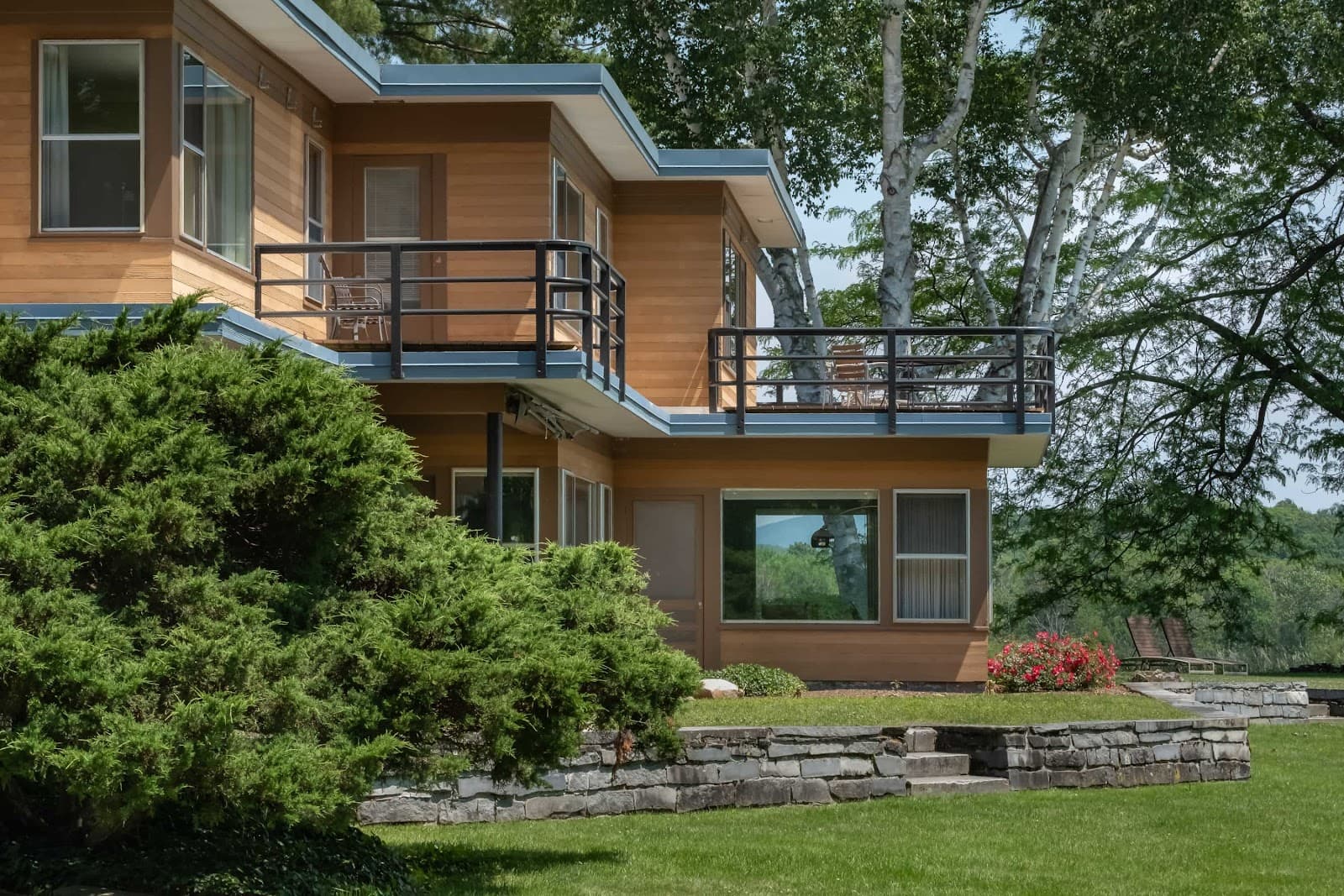 Field Farm (The Trustees) - Image 1