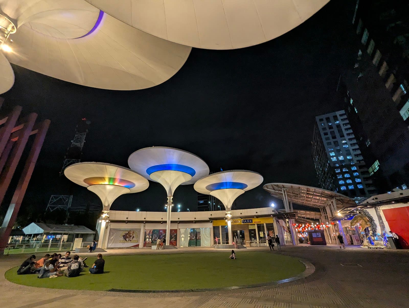 Eton Centris - Image 1