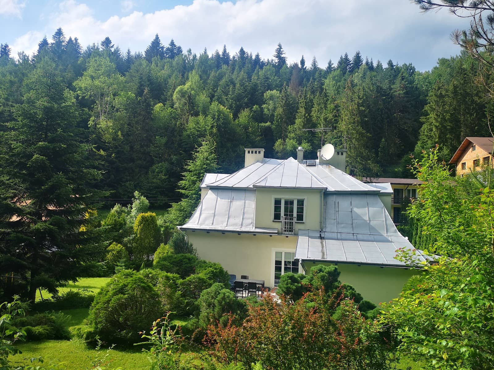 Atmospheric Fireplace Area
