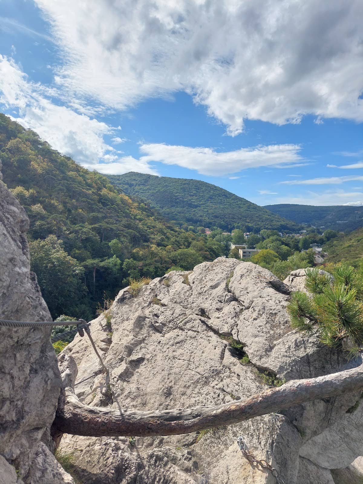 Scenic Breakfast Spots