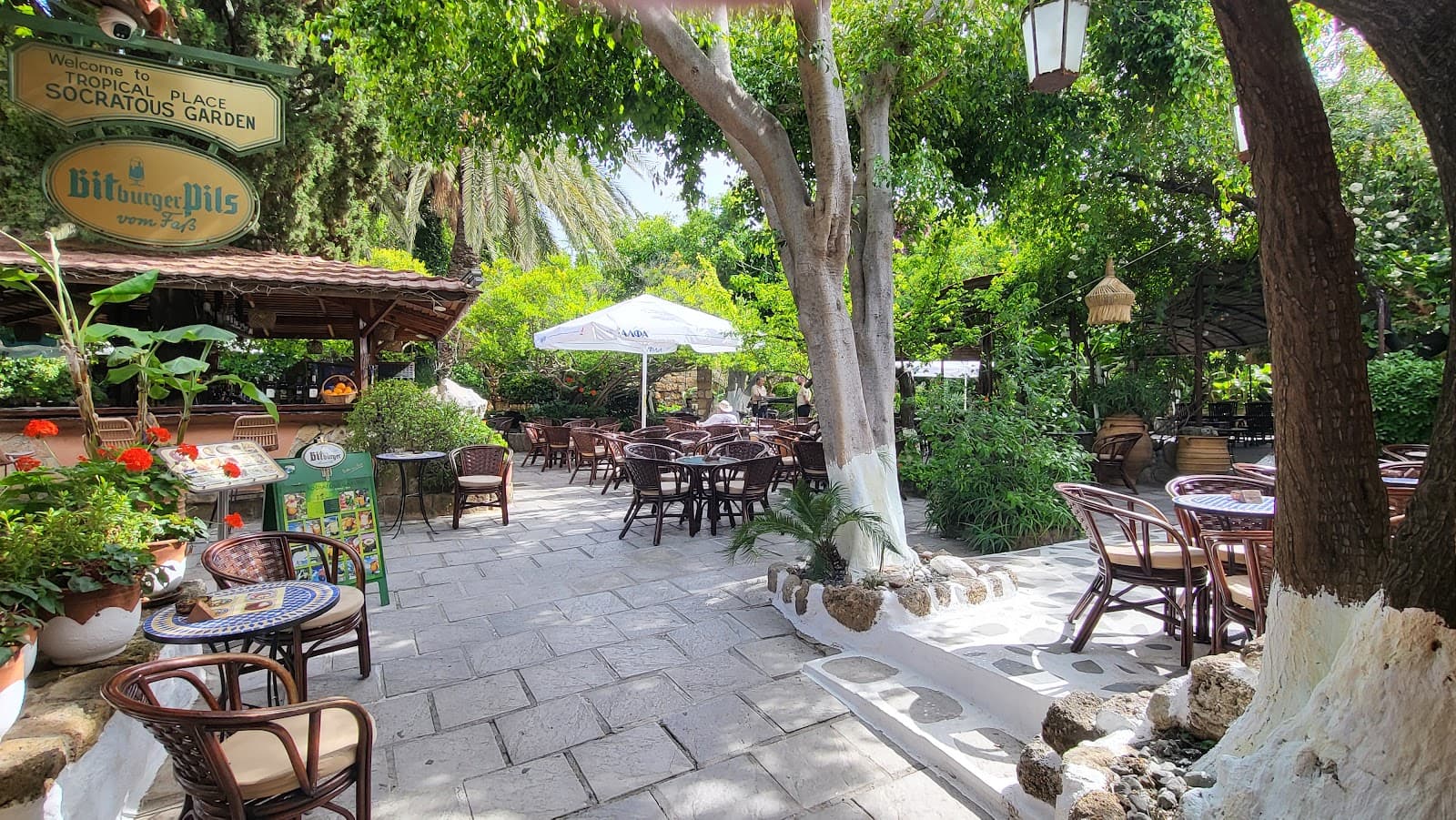 Sokratous Street / Market Street - Image 1