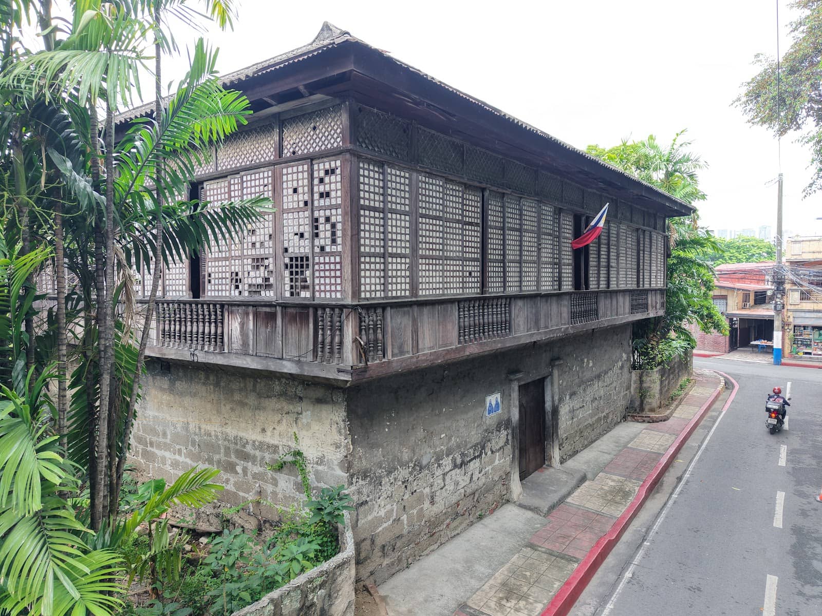 Vertical photo