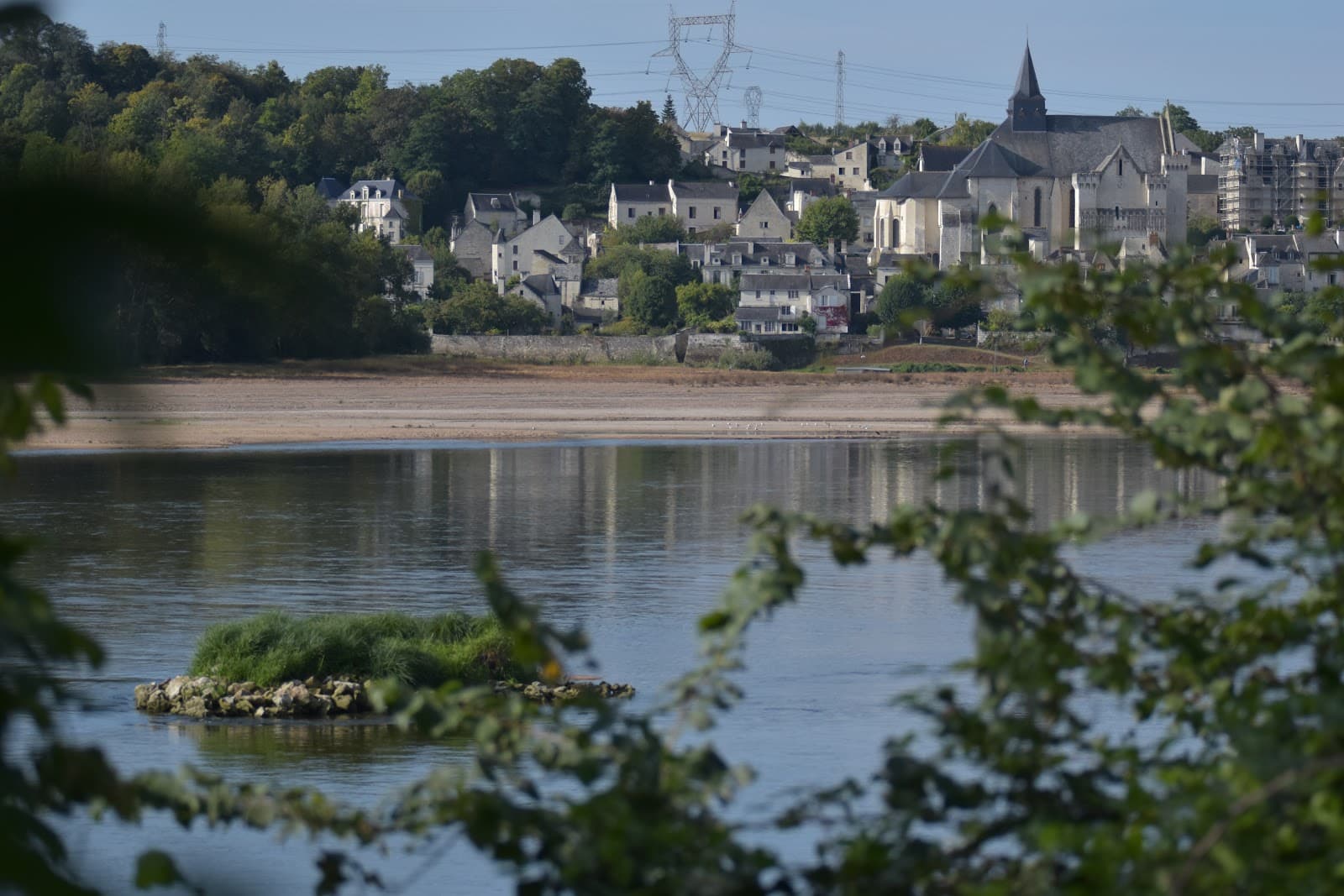 Candes-Saint-Martin - Image 1