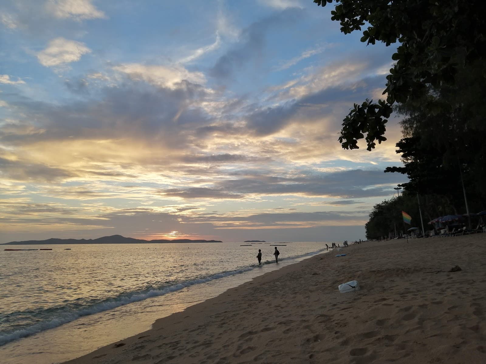 Dongtan Beach - Image 1