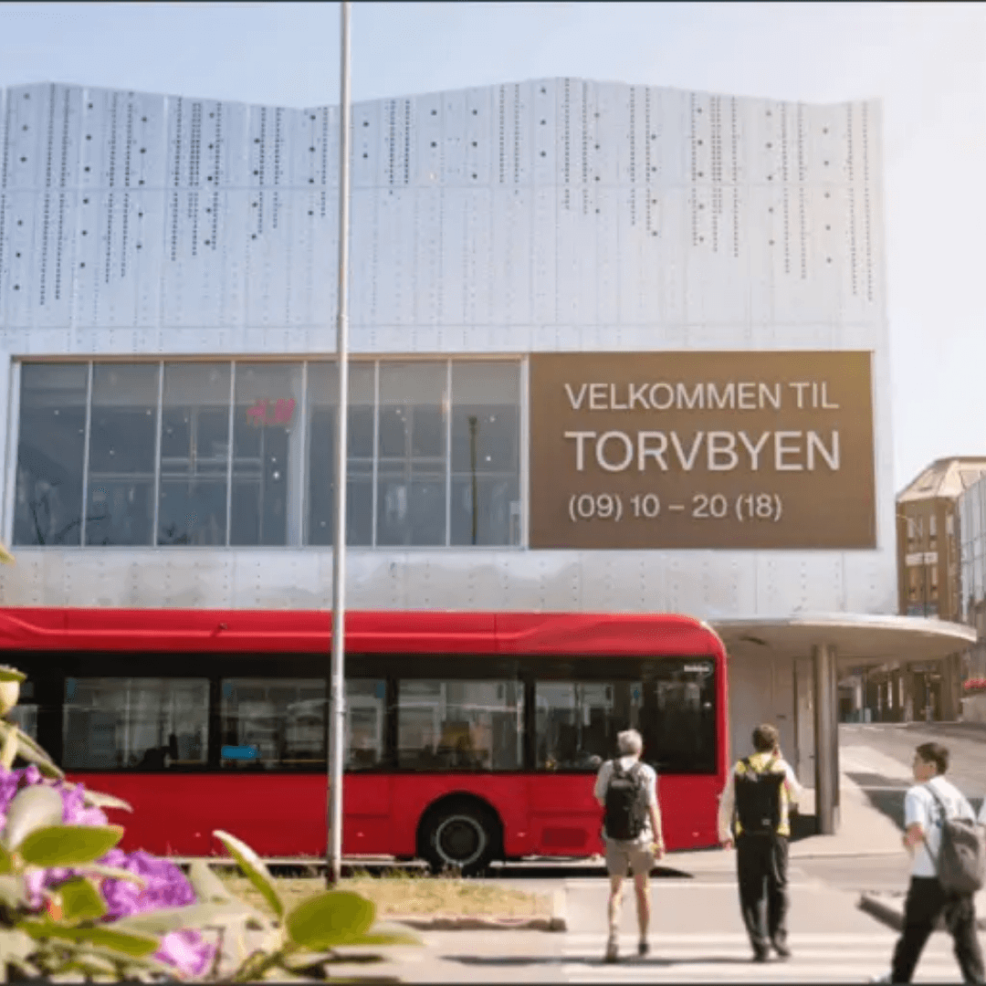 Moss Town Center - Image 1