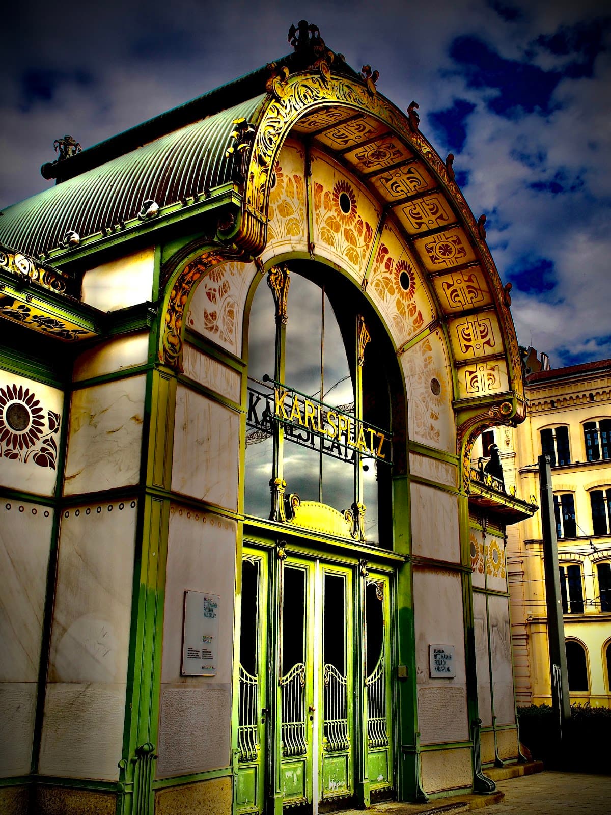 Karlsplatz Stadtbahn Station - Image 1