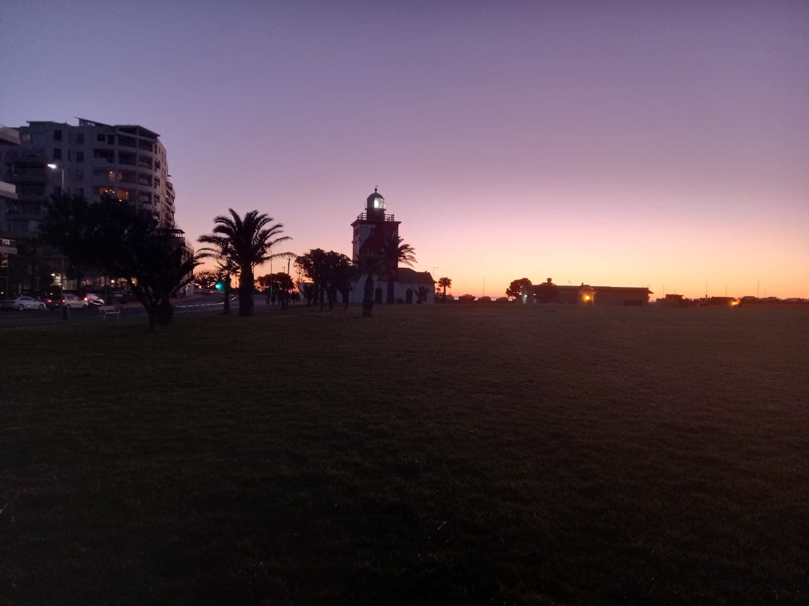 Victoria Road Cape Town - Image 1