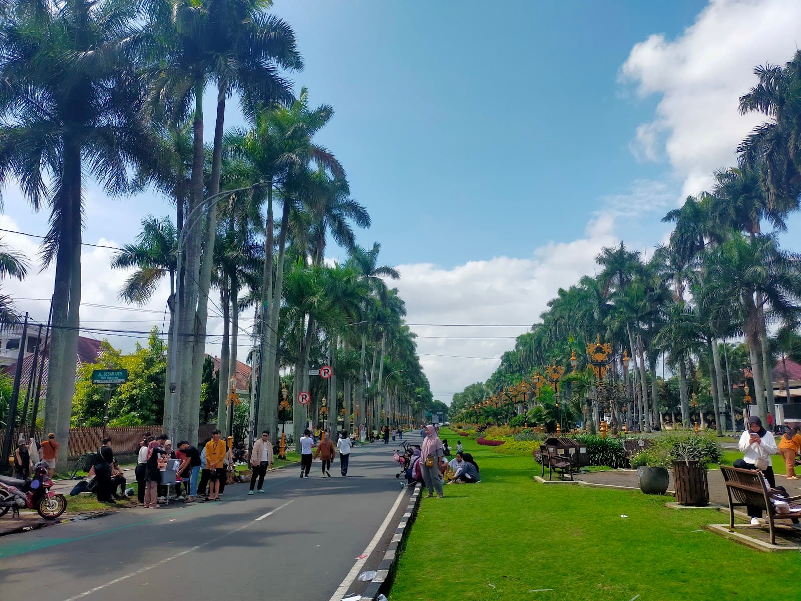 Ijen Boulevard Jalan Ijen - Image 1