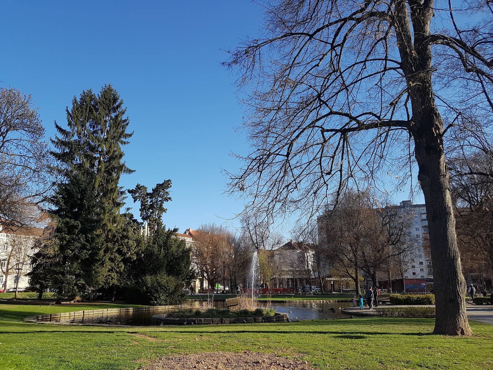 Volksgarten Park - Image 1