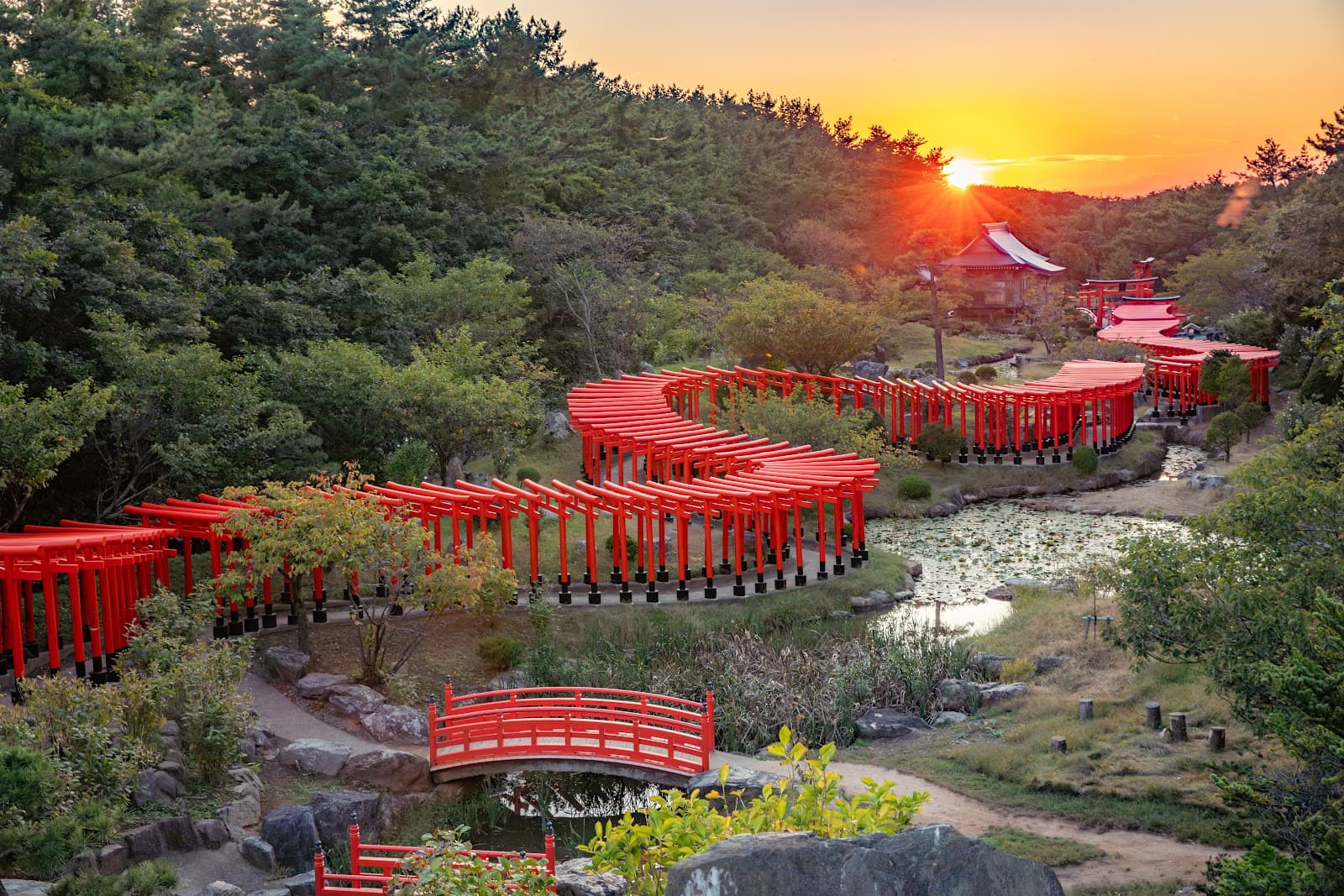 Takayama Inari Shrine - Image 1