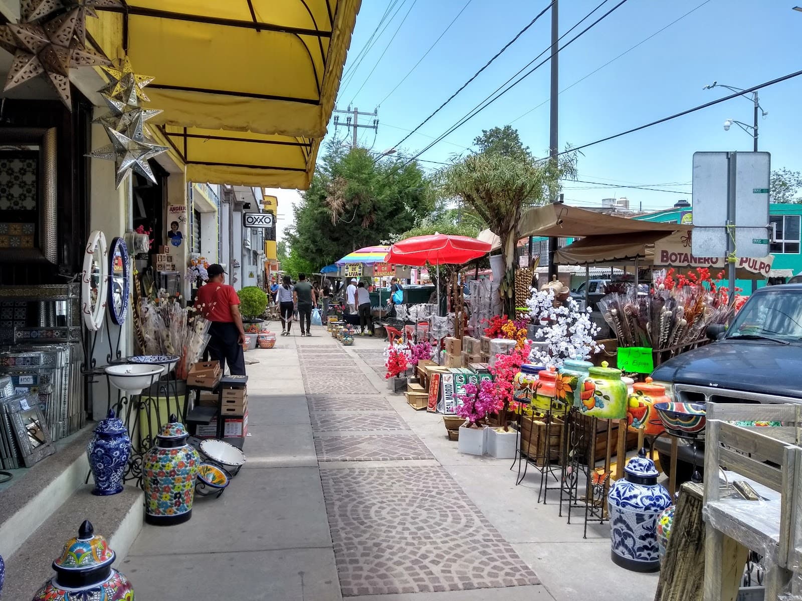 Boulevard José Alfredo Jiménez - Image 1
