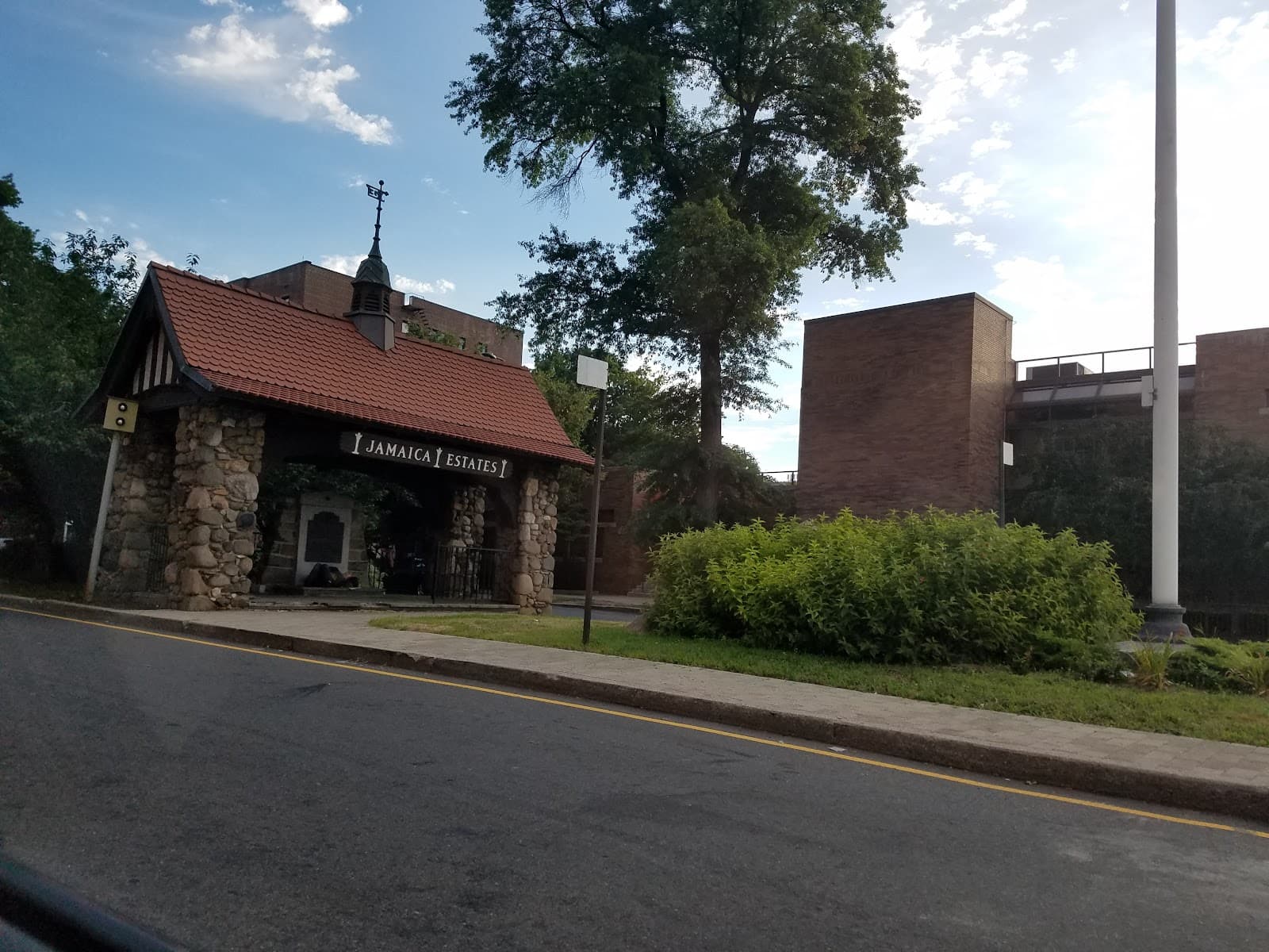 Jamaica Estates - Image 1