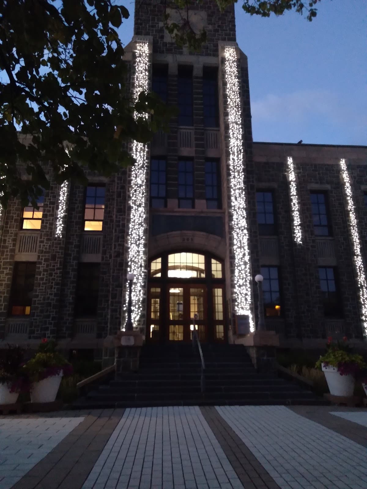 Place du Citoyen - Image 1