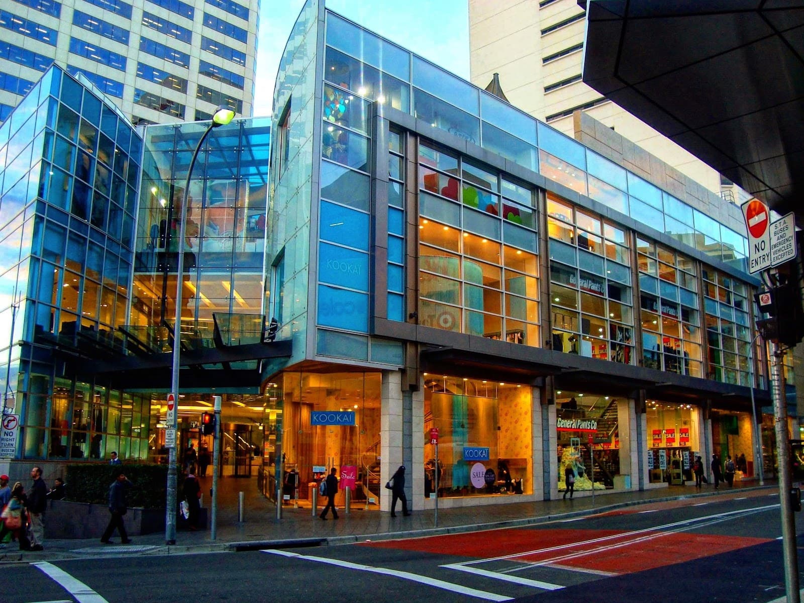 Bondi Junction - Image 1