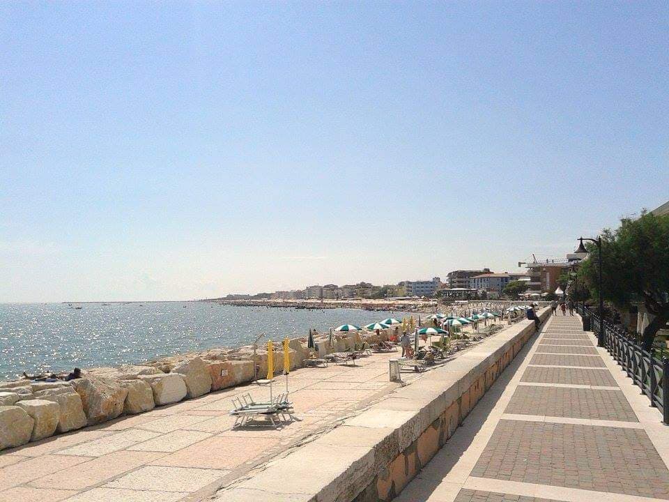 Lungomare Venezia Ponente Promenade - Image 1
