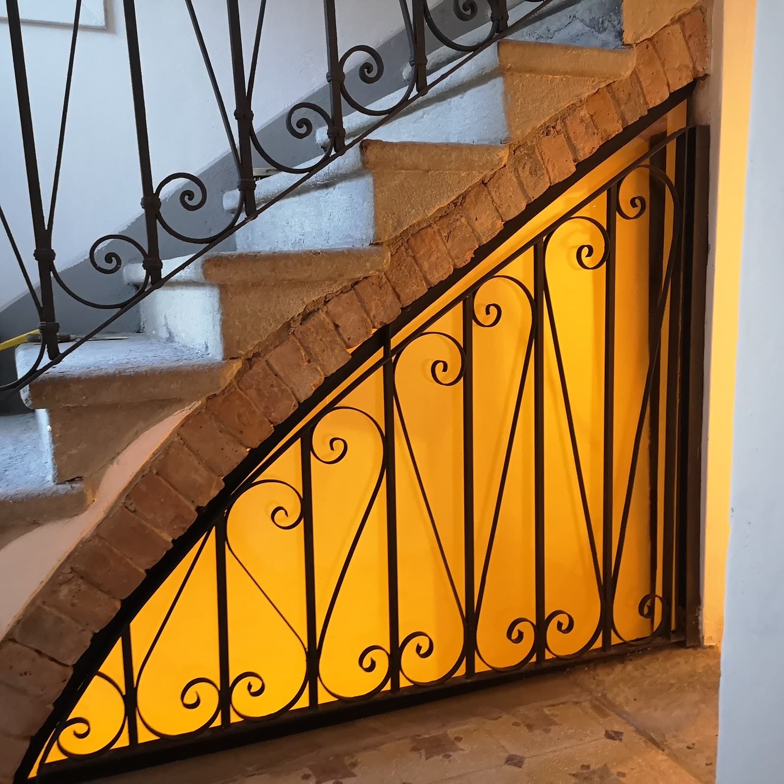 Torre del Campanone - Image 1