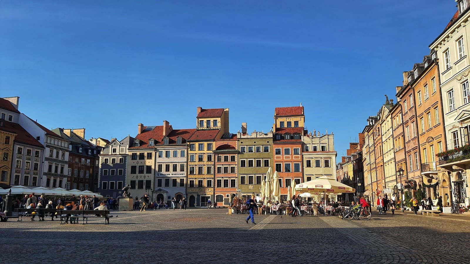 Old Town Market Place Warsaw - Image 1