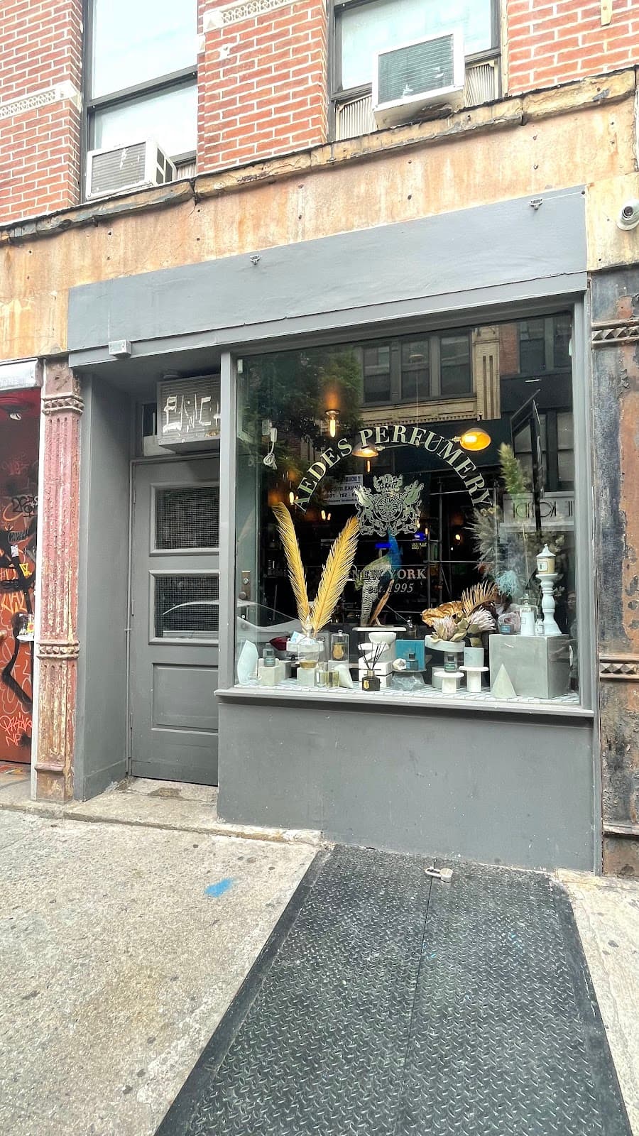 Aedes Perfumery - Image 1