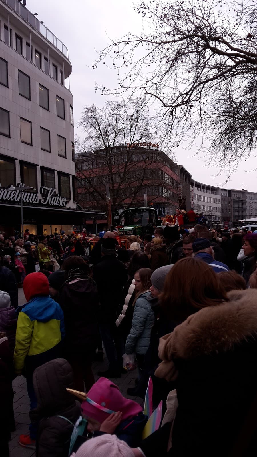 Platz der Weltausstellung - Image 1