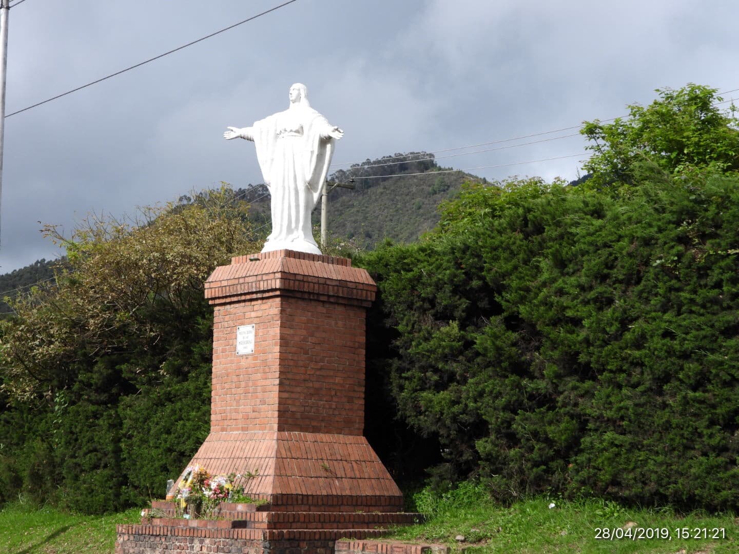 Barrio Santa Ana - Image 1