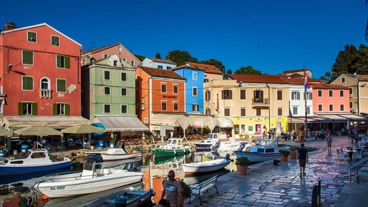 Rovenska Bay - Image 1